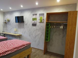 Bergwiesnblick Apartments - 9