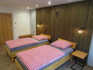 Bergwiesnblick Apartments - 4