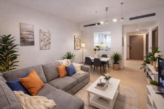 RBE Vacation Homes 1 Bed Smart home in Binghatti Crest JVC - 8