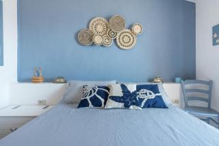 Seafront Villa with private pool - 4