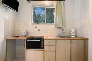 Dolphin Apartment 8 - 9