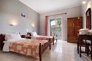 Dolphin Apartment 8 - 8