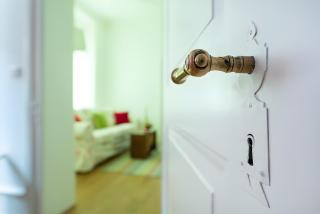 Am Puls der größten Stadt am See - Costanza - 0