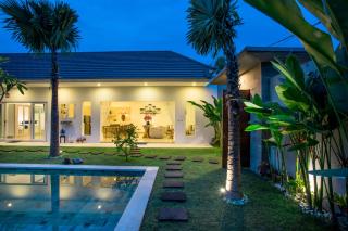 Holyfat Villa - Seminyak - 6
