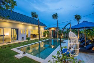 Holyfat Villa - Seminyak - 8