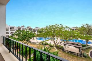 Congrio - Resort Holiday Treat - 9