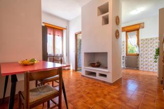 Spacious home in Costa Rossa - 3