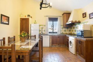 Casa Roche Noble 2 - 1