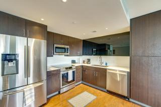 Walkable Dallas Unit Near Deep Ellum, Pets Welcome - 2