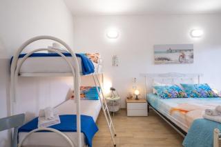 Azure Bay Luxury Villa - Torre Squillace - 3