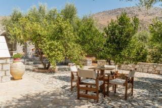 Peaceful Refuge In Mani 2 - 9