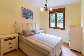 Apartamento con jardín privado - 2