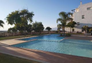 Luxe apartment with beautiful view - 5