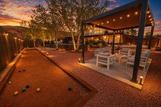 Exclusive Retreats 6 Bedroom 6 Bath Desert Paradise with Private Heated Pool - 8