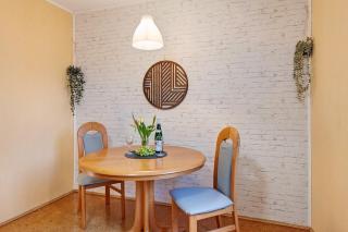 Ferienwohnung F Bolanz 2 - 5