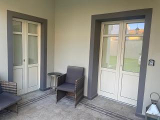 Luxar Suites and Apartments - 2