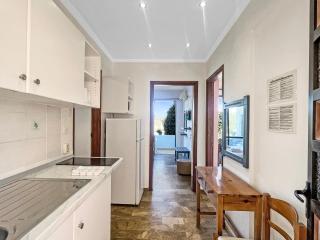 Andromaches large apartment 2 - 6