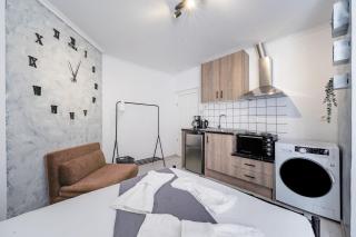 Utopia Central Studio - 4