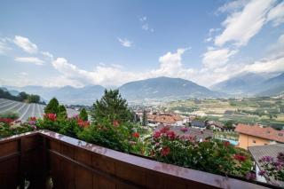 Laugen Rainegg - Scena - 9