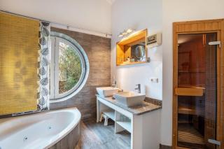 Schwanenuferhaus - 2