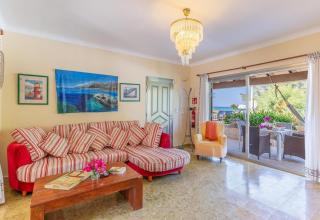 Cottage 50m From the Beach - 7