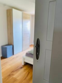 Helle Ferienwohnung Zum Relaxen - 8