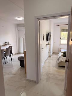 Beachfront Apartment Durrës -5 Guests - 0