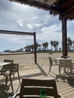 Beachfront Apartment Durrës -5 Guests - 7