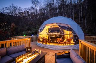Romantic Geodesic Dome Hot Tub Under the Stars - 9
