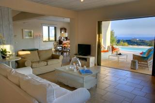 Villa Nautilos Ideales Resort - 3