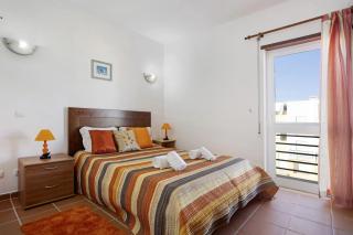 Apartamento Meia Praia - 1