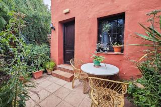 Navila Estudio en la piscina - 8