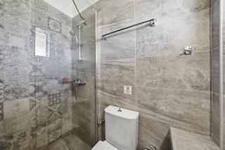 Alexandra Studio 10 - 3