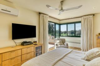 Luxury Golf Villa Torremirona - 7