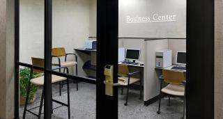 Bismarck Hotel and Conference Center - 3