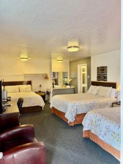 Motel West - 4