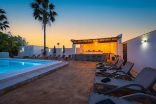 Psicomagia Deluxe Villa by Fidalsa - Dolores - 8