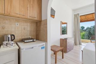 Alexandra Studio 12 - 5