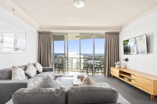 Chevron Renaissance Private Apartments - Q Stay - 7