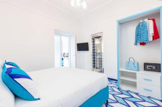 Aurora Luxury Suites Seaview - 5
