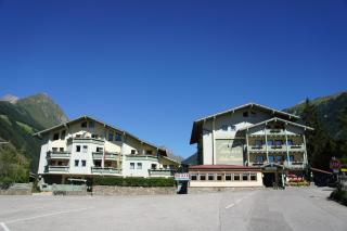 Hotel Hohe Tauern - 0