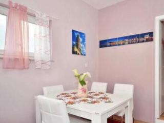 Apartment Charmante Wohnung La-Le by Interhome - 5