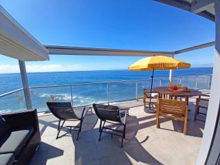 The Wave House - Seaside Haven - 5