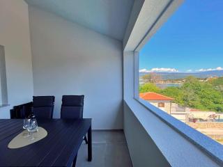 Apartment Apartment Bonum by Interhome - 1