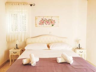 Villa Natura with private pool by Interhome - 2