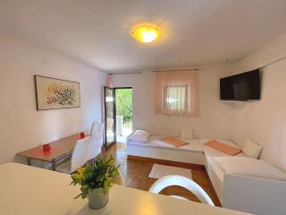 Apartment Apartment Brebric - 540 Meter vom Meer entfernt by Interhome - 1