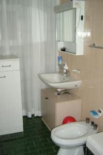 Apartment Freie Sicht auf See und Berge by Interhome - 9