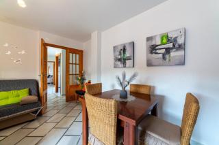 Mccoy avenida 3 - 6
