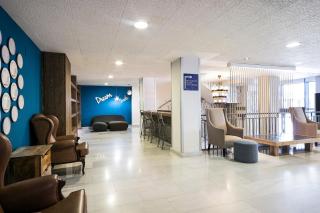 Madrid Airport Suites, Affiliated by Meliá - 4