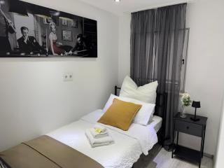 M B Homes Lauterstein 8 - 3